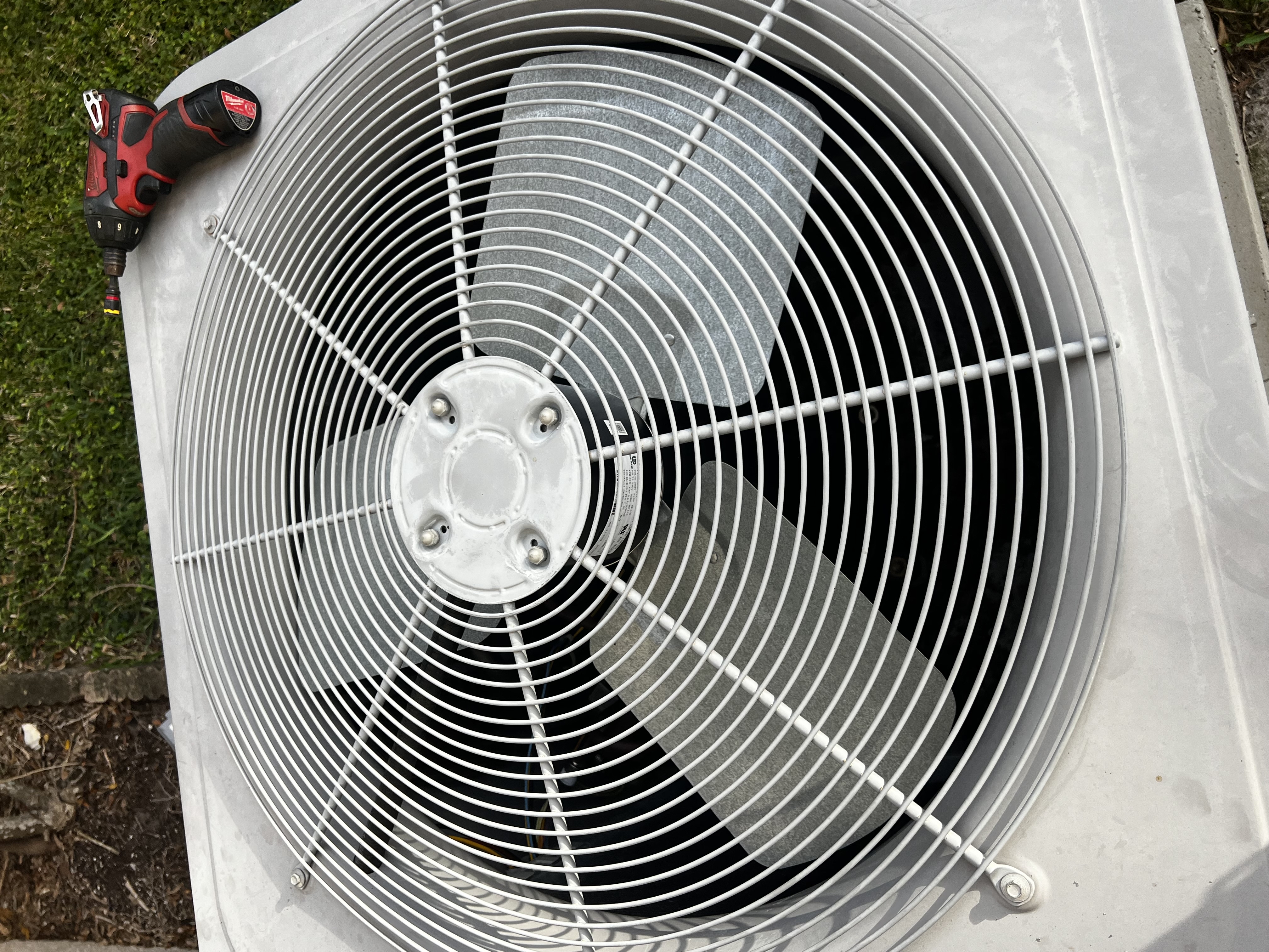 Choosing the Right AC System for Your Spring Hill Home